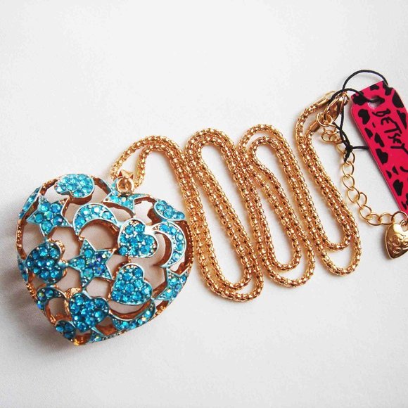 NWT PUFFY OPENWORK HEART BLUE CRYSTALS NECKLACE - Picture 1 of 1